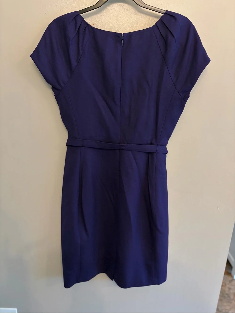 Elie Tahari purple wool belted dress. Pleated top. Size 12